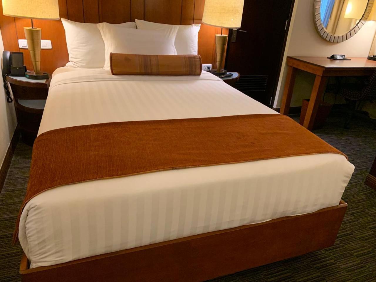 The Hub Hotel Адис Абеба Екстериор снимка