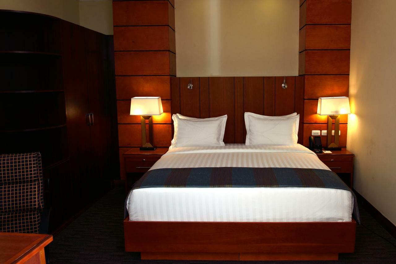 The Hub Hotel Адис Абеба Екстериор снимка