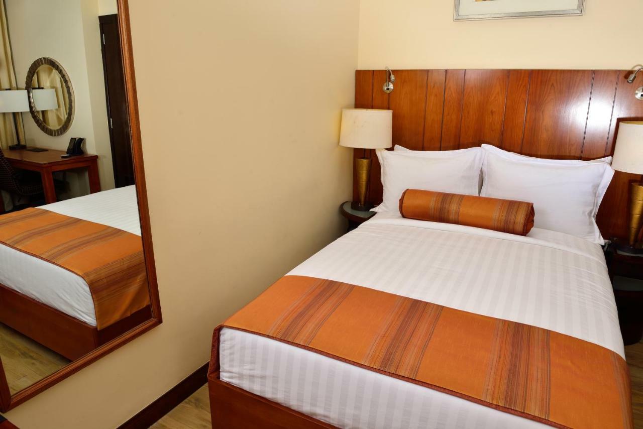 The Hub Hotel Адис Абеба Екстериор снимка